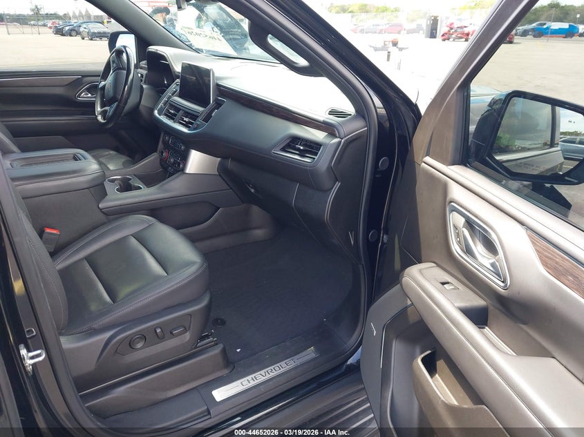 2023 Chevrolet Suburban 4Wd Lt