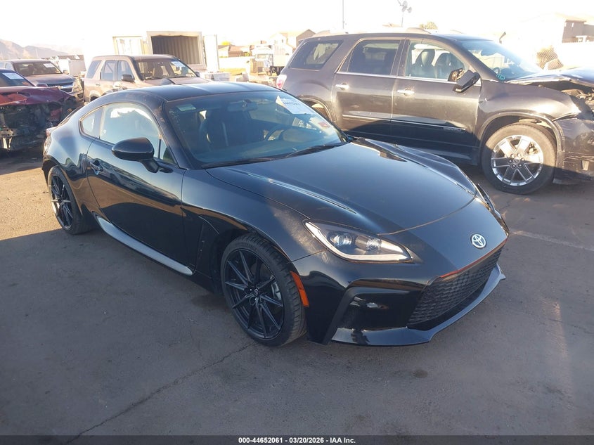 2023 TOYOTA GR86 PREMIUM