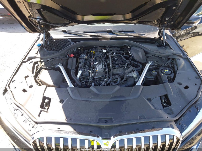 BMW 740I 2021 VIN WBA7T2C07MCG11001
