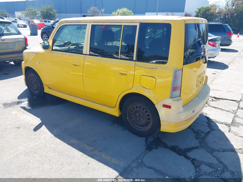 2004 Scion Xb