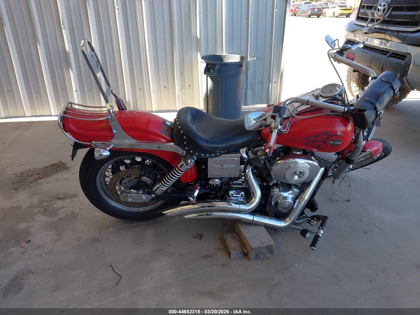 2002 Harley-Davidson Fxdwg VIN: 1HD1GEV102Y315883 Lot: 44652315