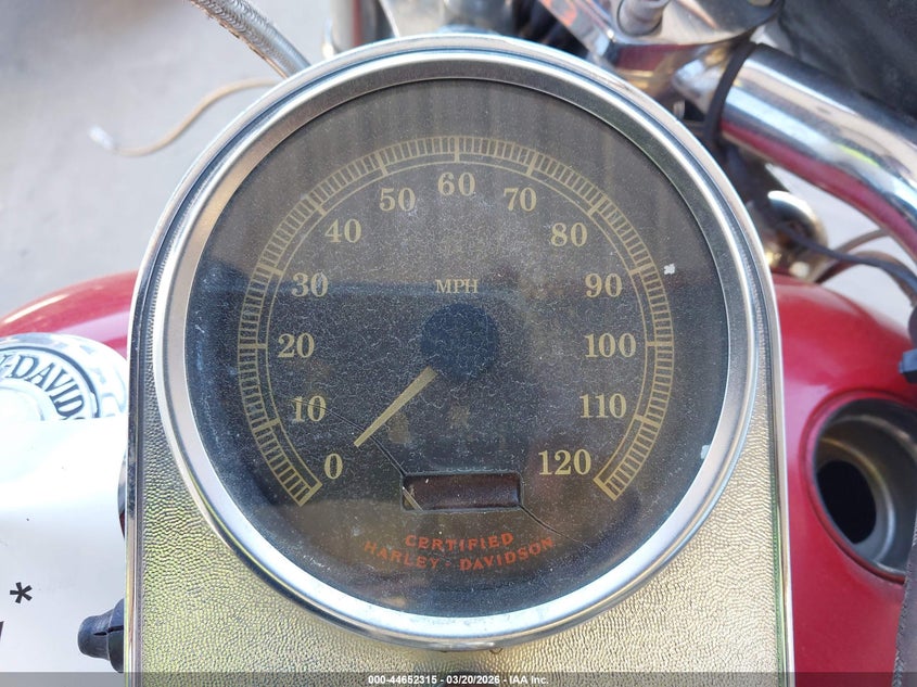 2002 Harley-Davidson Fxdwg VIN: 1HD1GEV102Y315883 Lot: 44652315