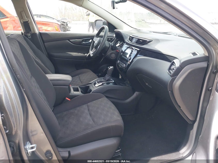 2017 Nissan Rogue Sport Sv