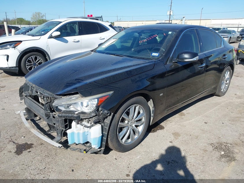 2015 Infiniti Q50 Premium