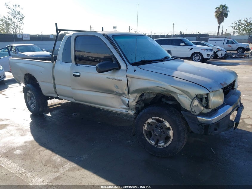 4TASM92N8YZ677200 2000 Toyota Tacoma Prerunner auction photo 1