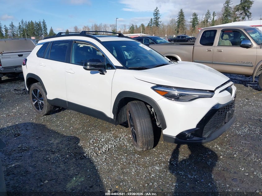 2025 Toyota Corolla Cross Hybrid Xse