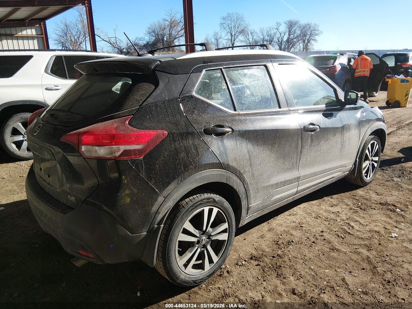 2018 Nissan Kicks Sr