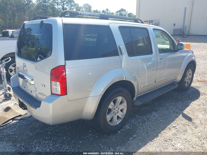 2007 Nissan Pathfinder Le