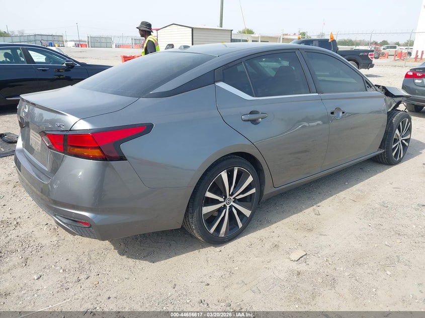 2020 Nissan Altima Sr Fwd