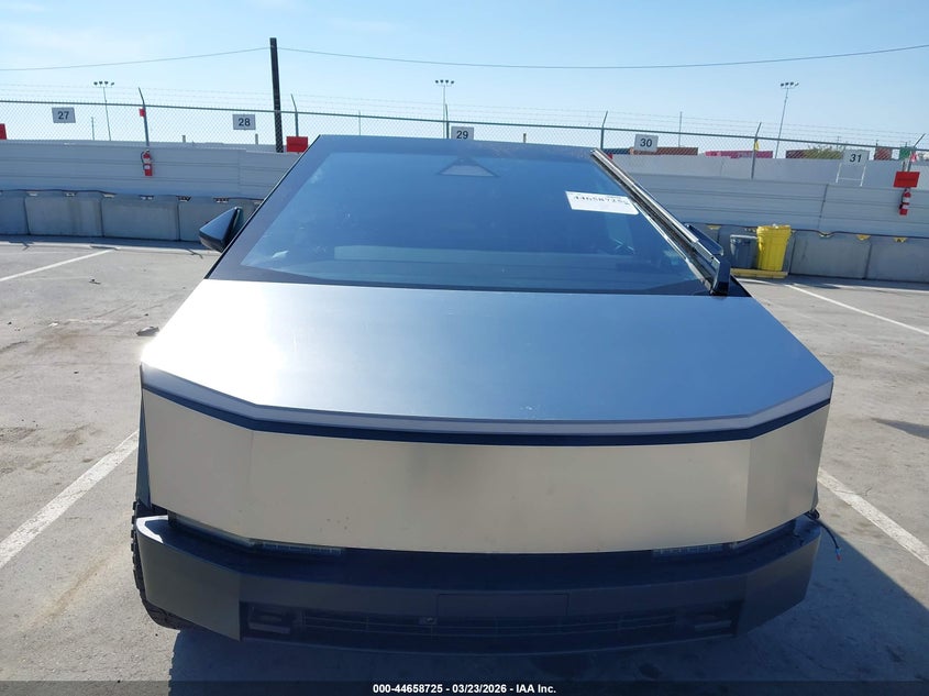 2024 Tesla Cybertruck All-Wheel Drive VIN: 7G2CEHEDXRA006762 Lot: 44658725
