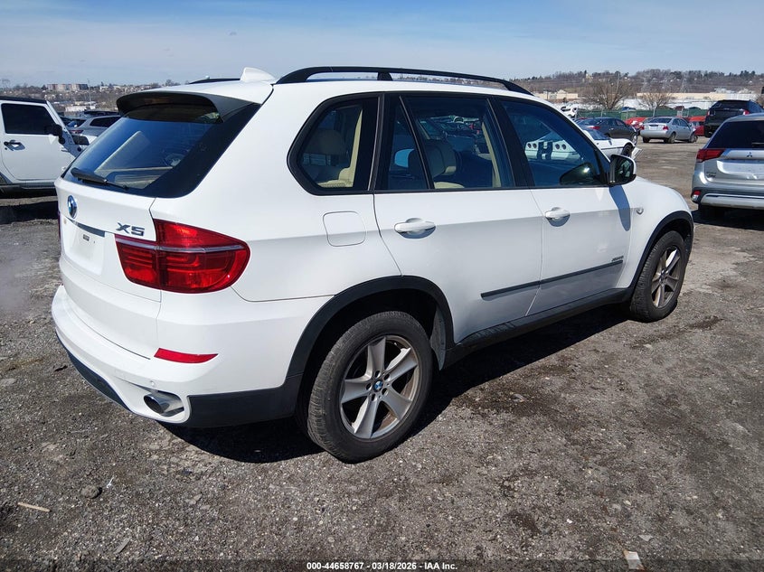 2013 BMW X5 xDrive35I/xDrive35I Premium/xDrive35I Sport Activity