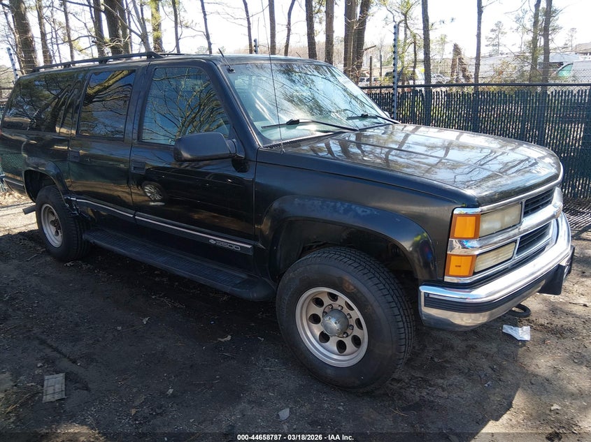 1998 CHEVROLET SUBURBAN 2500