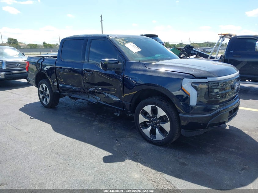 2025 Ford F-150 Lightning Platinum