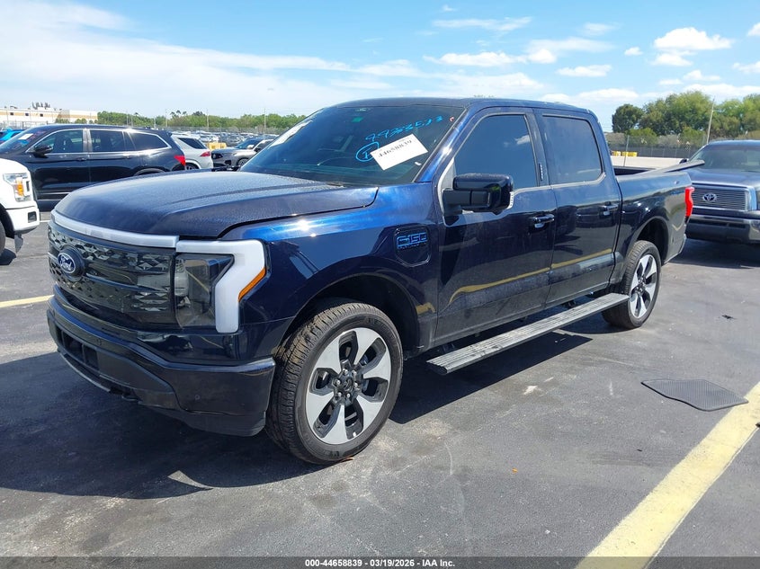 2025 Ford F-150 Lightning Platinum