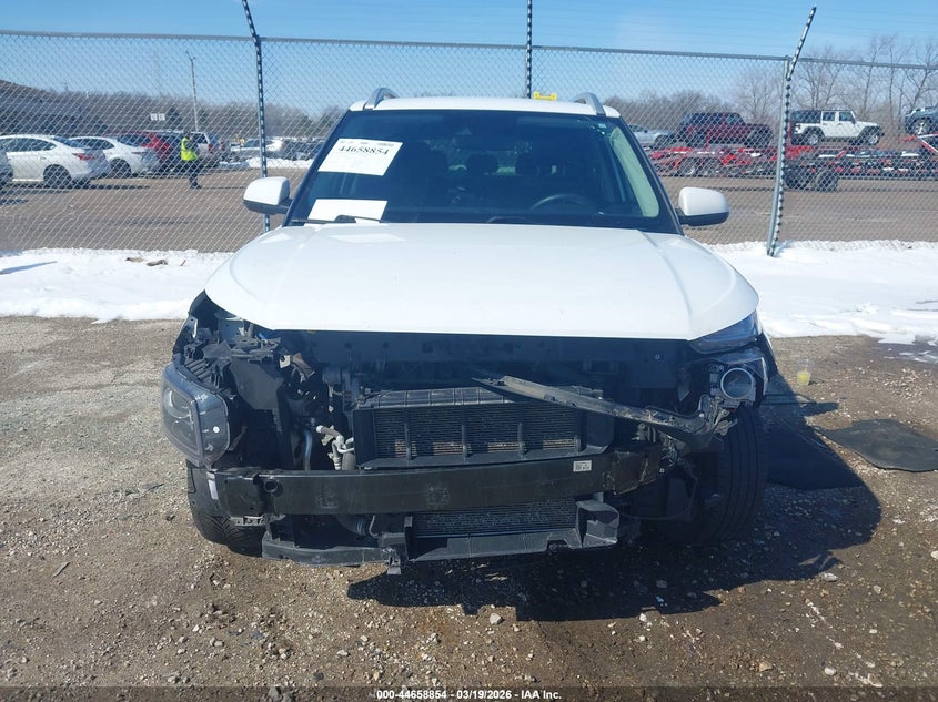 2022 Hyundai Venue Sel VIN: KMHRC8A34NU167544 Lot: 44658854