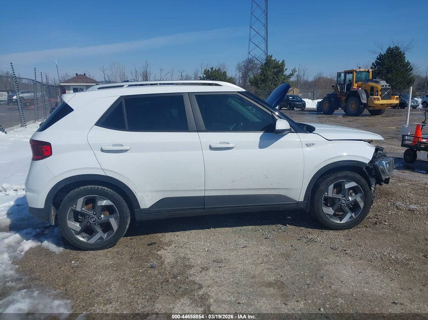 2022 Hyundai Venue Sel VIN: KMHRC8A34NU167544 Lot: 44658854