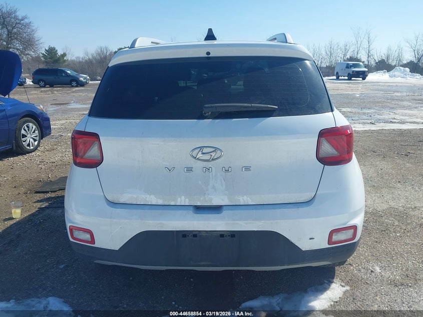2022 Hyundai Venue Sel VIN: KMHRC8A34NU167544 Lot: 44658854