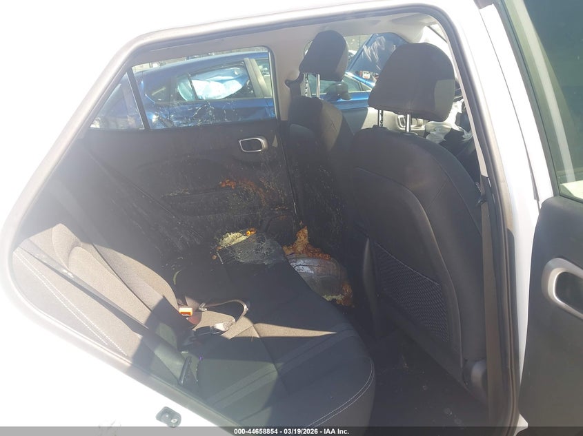 2022 Hyundai Venue Sel VIN: KMHRC8A34NU167544 Lot: 44658854