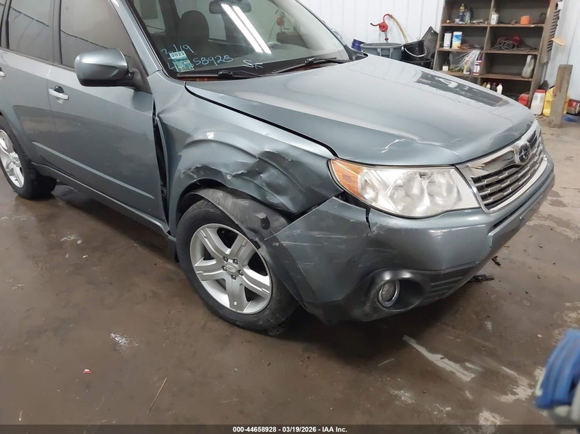 2009 SUBARU FORESTER auction photo 6