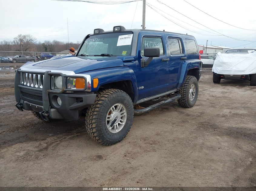 2006 HUMMER H3 SUV auction photo 2