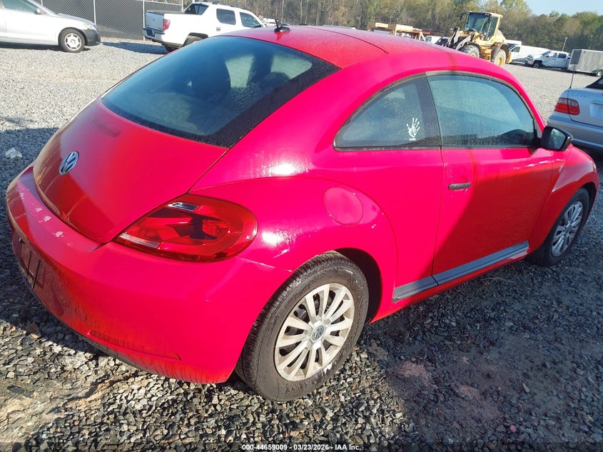 2012 Volkswagen Beetle Entry