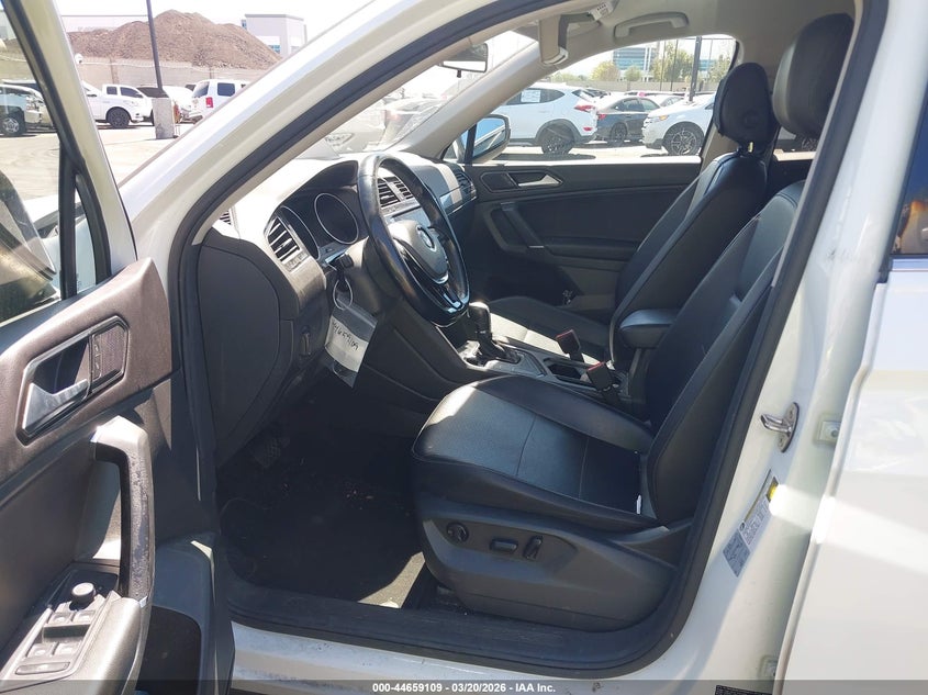 2018 Volkswagen Tiguan 2.0T Se/2.0T Sel