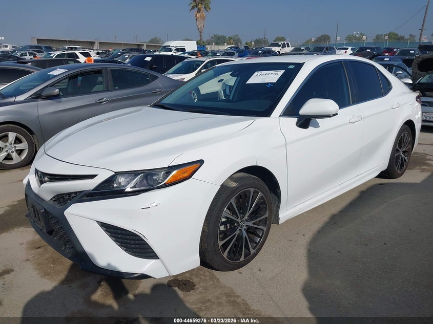 2020 Toyota Camry Se