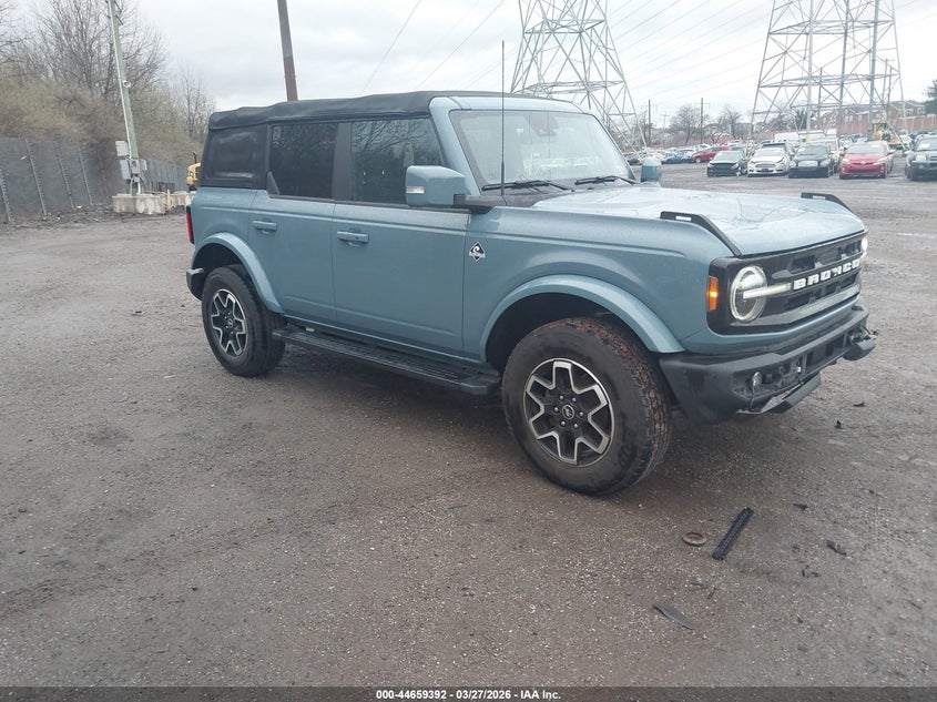 2022 Ford Bronco Outer Banks