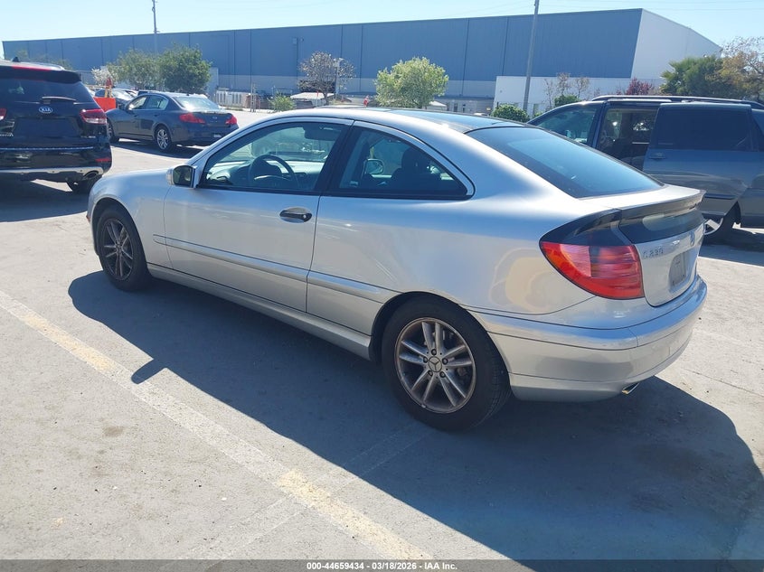 2002 Mercedes-Benz C 230