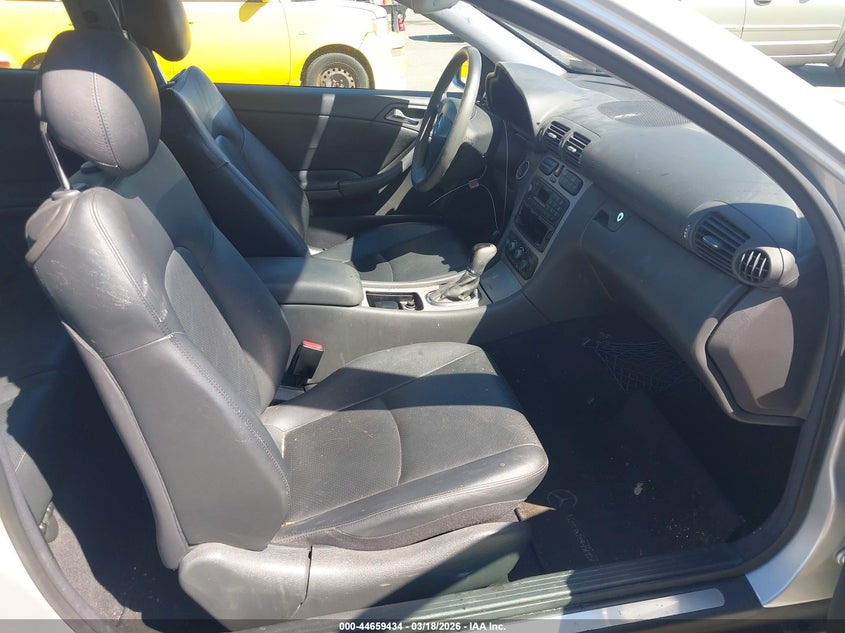 2002 Mercedes-Benz C 230