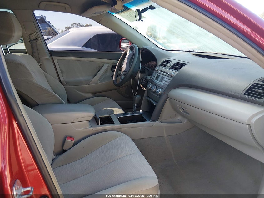 2010 Toyota Camry Le