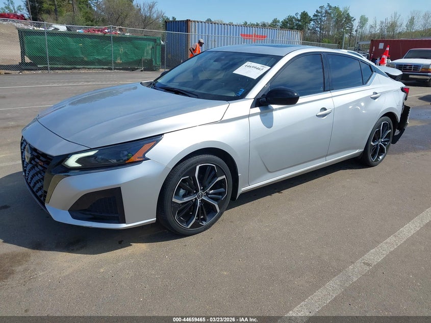 2023 Nissan Altima Sr Fwd