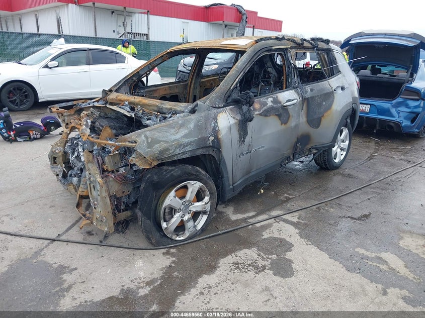 Vin: 3c4njcbb4jt293165, lot: 45156600, jeep compass latitude fwd 20182