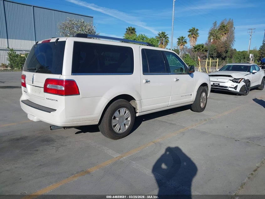 2012 Lincoln Navigator L