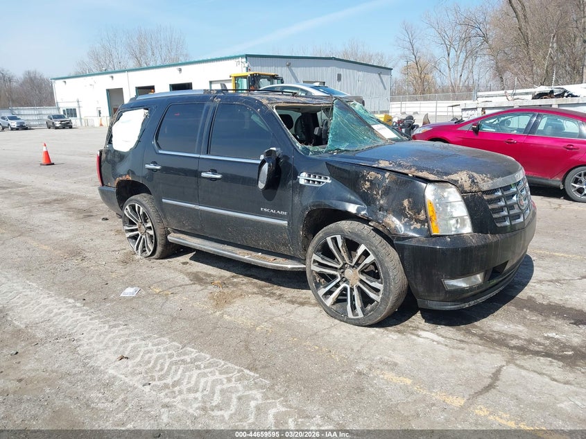 2013 Cadillac Escalade Luxury