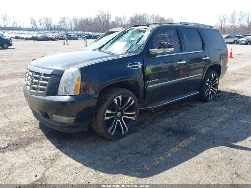 2013 Cadillac Escalade Luxury