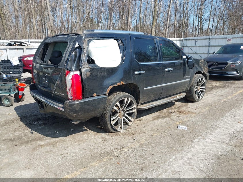 2013 Cadillac Escalade Luxury