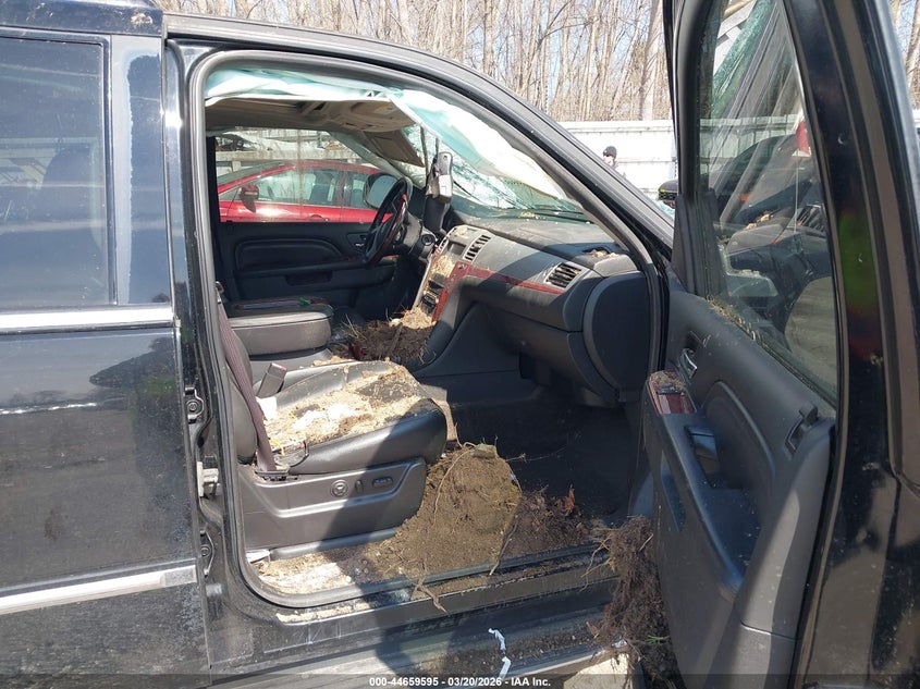 2013 Cadillac Escalade Luxury