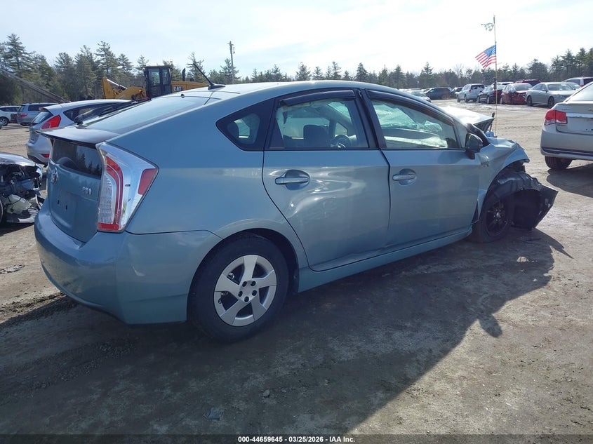 2013 Toyota Prius Three