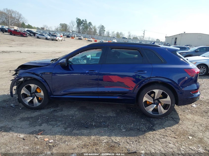 2022 Audi E-Tron Premium Plus Quattro VIN: WA1LAAGE5NB014726 Lot: 44659647