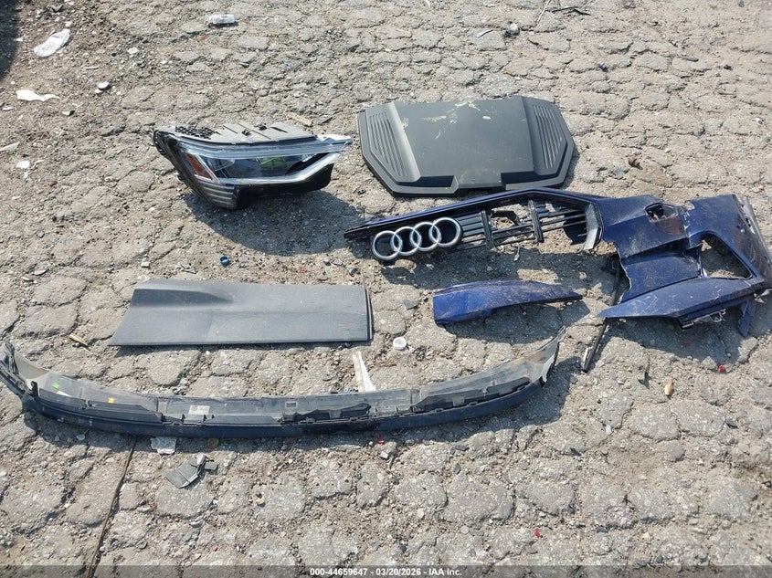 2022 Audi E-Tron Premium Plus Quattro VIN: WA1LAAGE5NB014726 Lot: 44659647