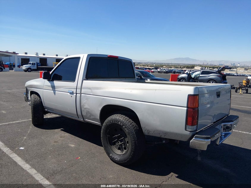 1997 Nissan 4X2 Truck Xe