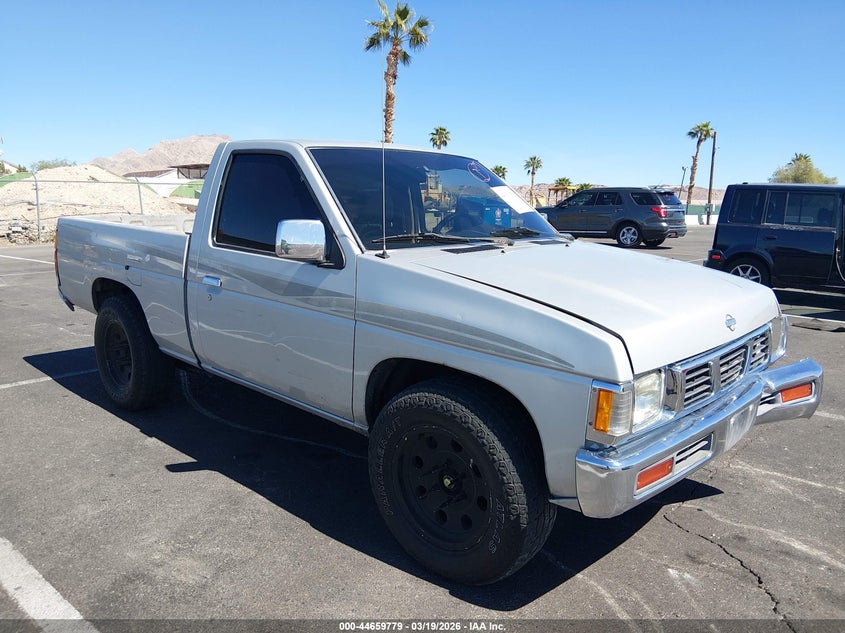 1997 Nissan 4X2 Truck Xe