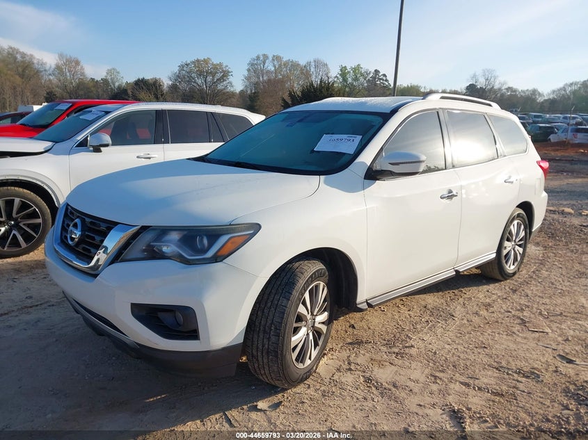2018 Nissan Pathfinder Sv