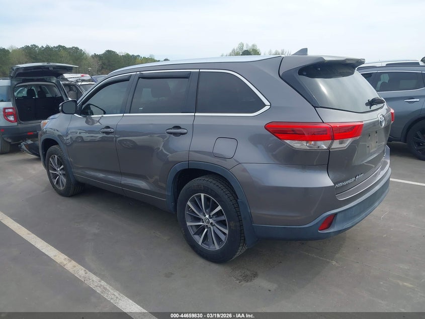 2018 Toyota Highlander Xle