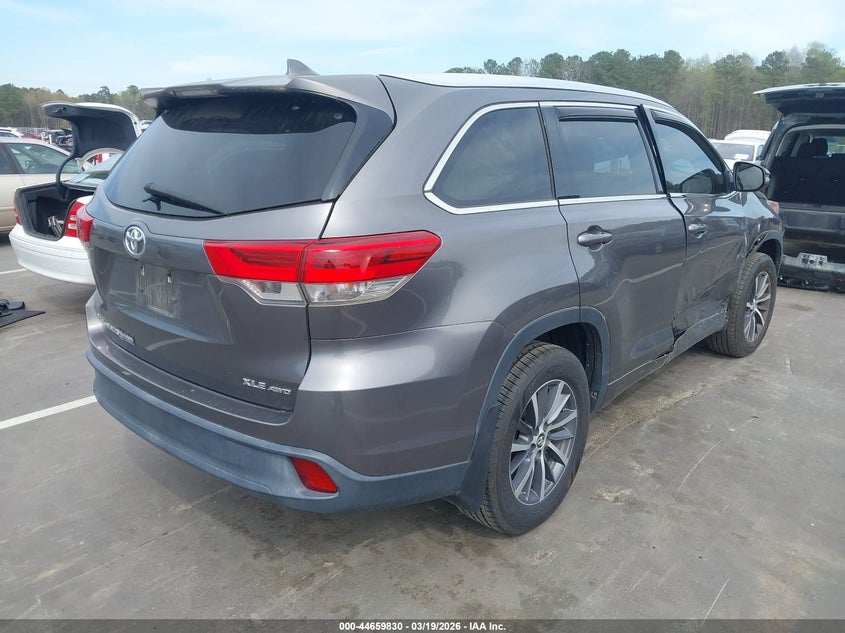 2018 Toyota Highlander Xle