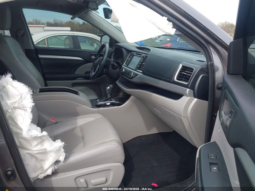 2018 Toyota Highlander Xle