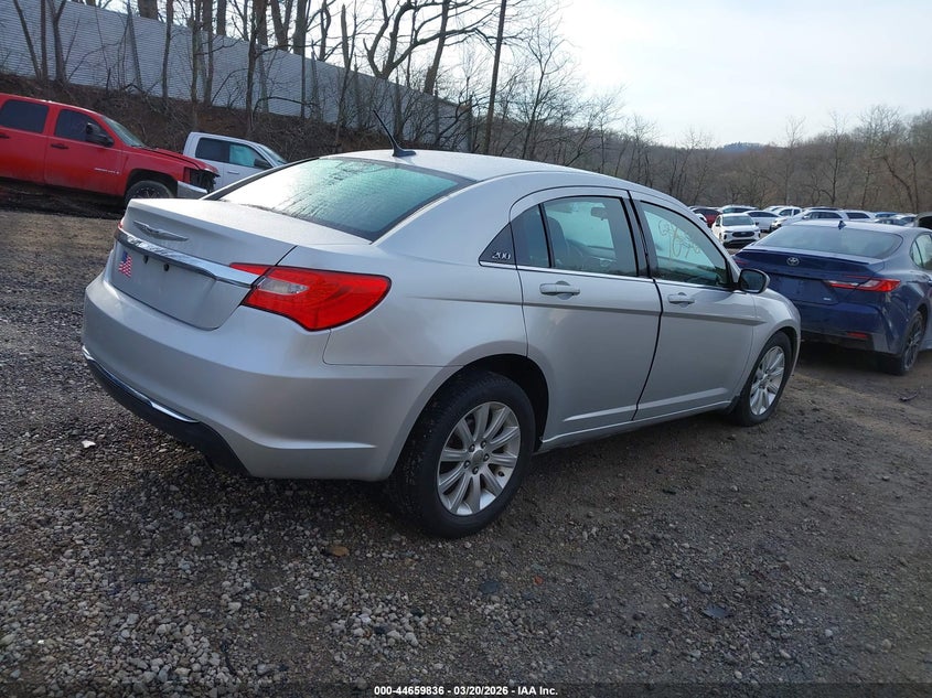 2012 Chrysler 200 Touring