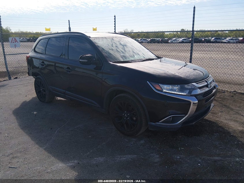 2018 Mitsubishi Outlander Le