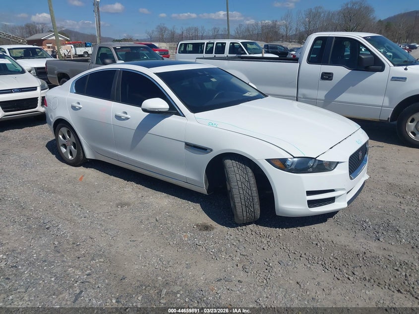 2017 JAGUAR XE auction photo 1